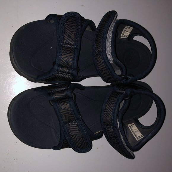 EUC Boys Bogs Sandals - Picture 5 of 5